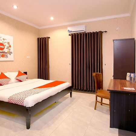 Oyo 347 Bayang Brothers Guest House Maguwo Zewnętrze zdjęcie