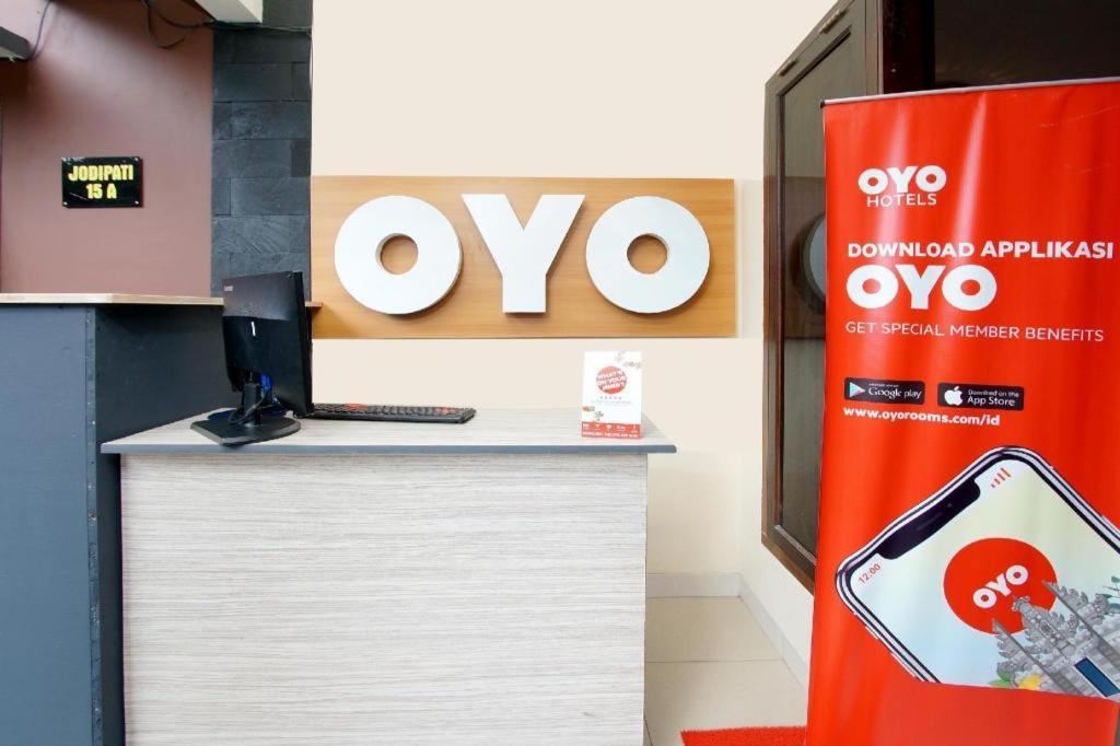 Oyo 347 Bayang Brothers Guest House Maguwo Zewnętrze zdjęcie