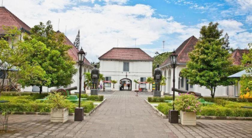 Oyo 347 Bayang Brothers Guest House Maguwo Zewnętrze zdjęcie