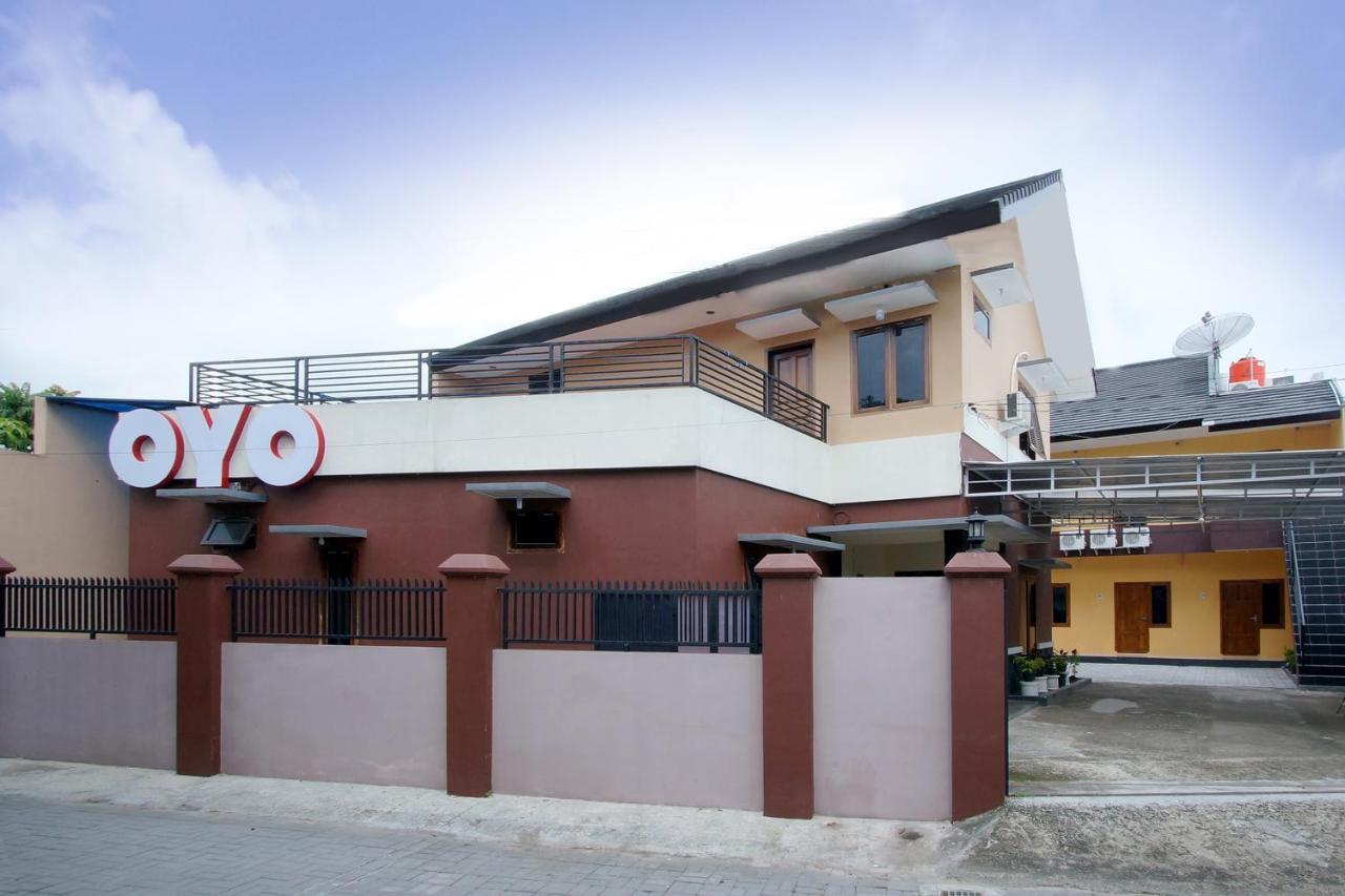 Oyo 347 Bayang Brothers Guest House Maguwo Zewnętrze zdjęcie